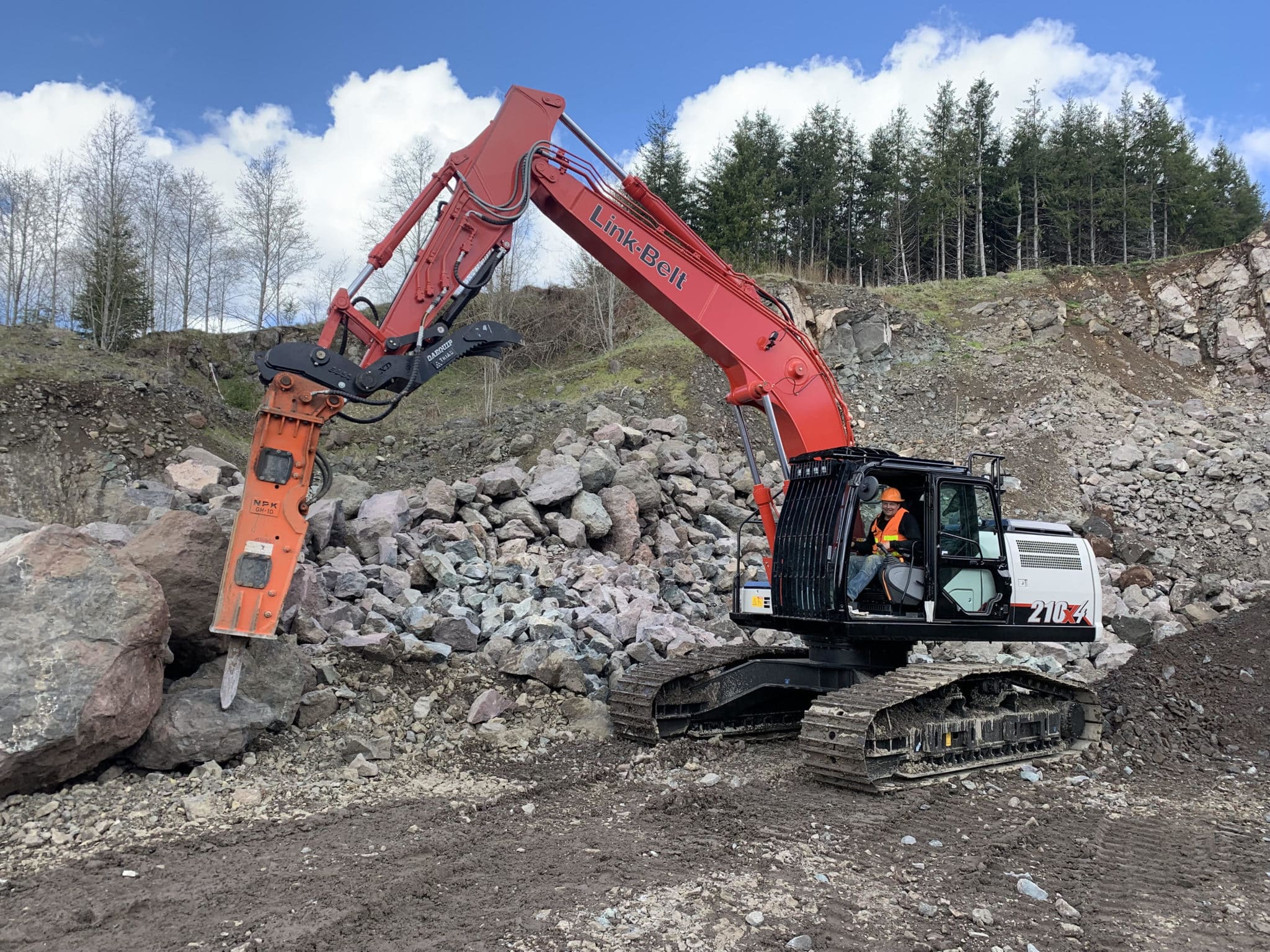 Heavy Duty Excavators